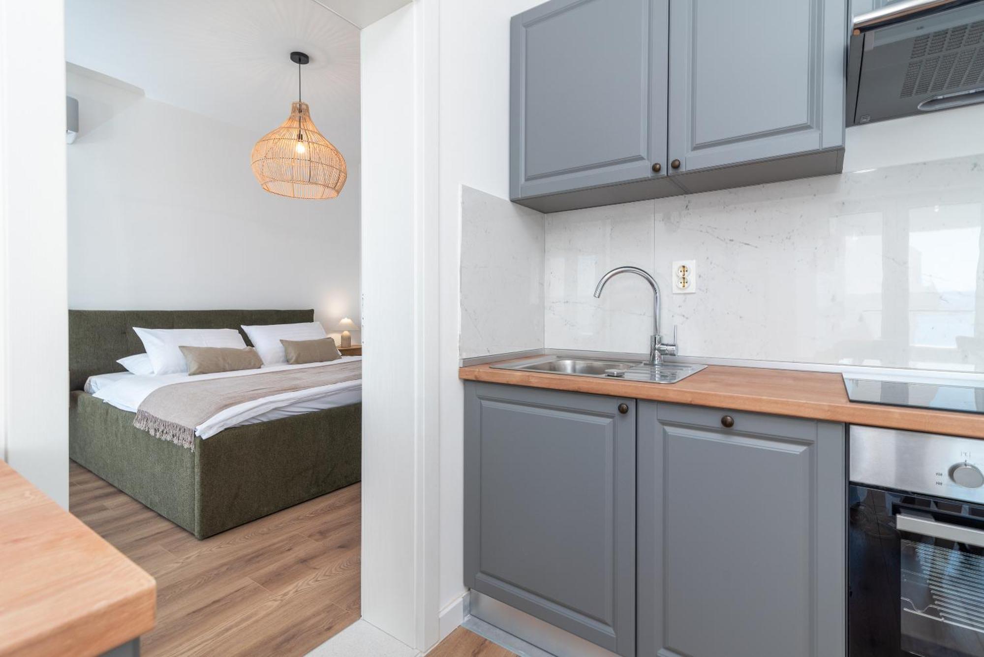 Sea View Apartment Karmen 耶塞尼采 外观 照片