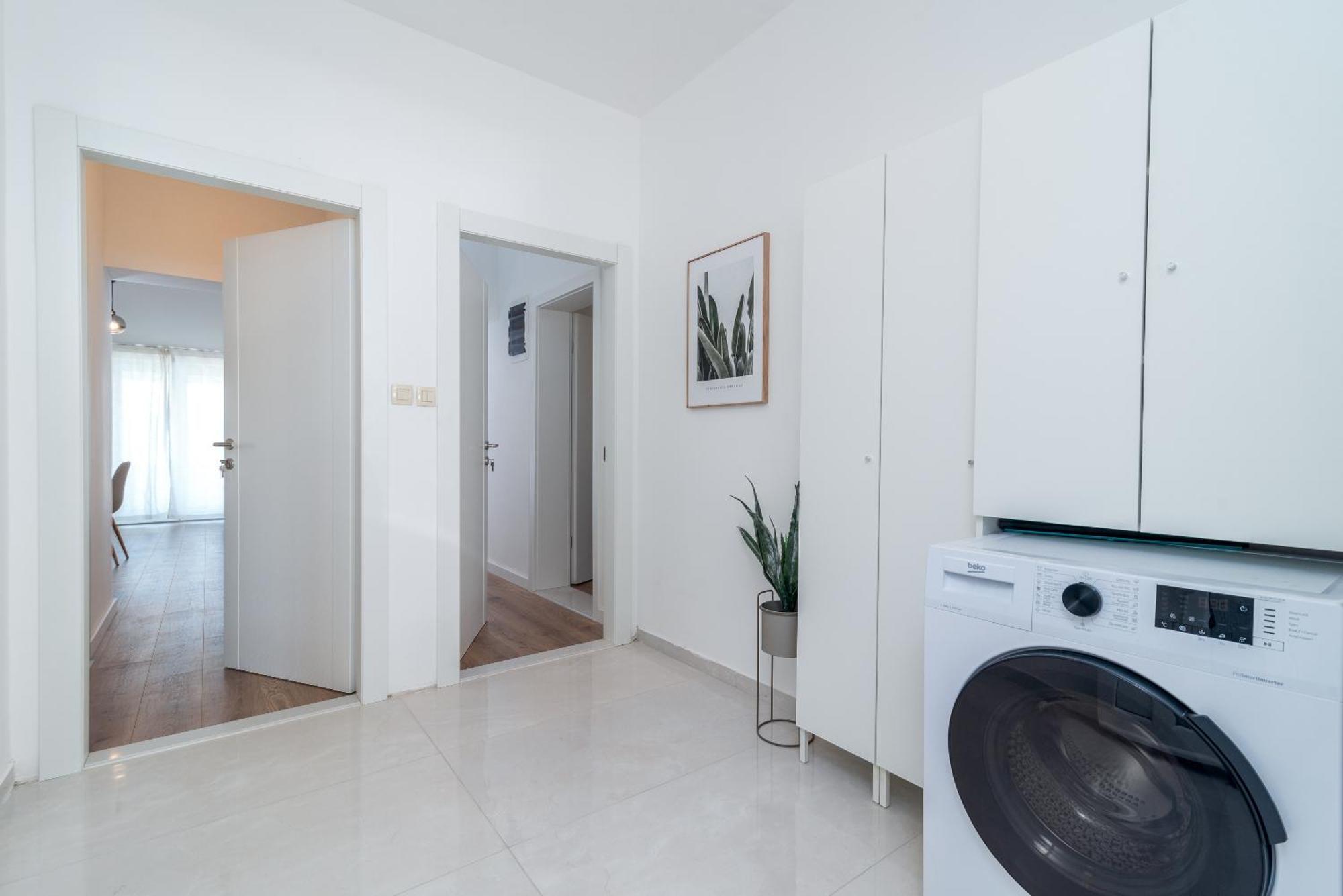 Sea View Apartment Karmen 耶塞尼采 外观 照片